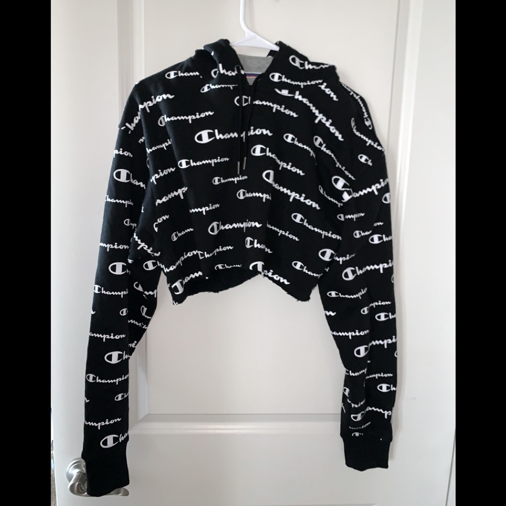 Cropped Champion Sweatshirt